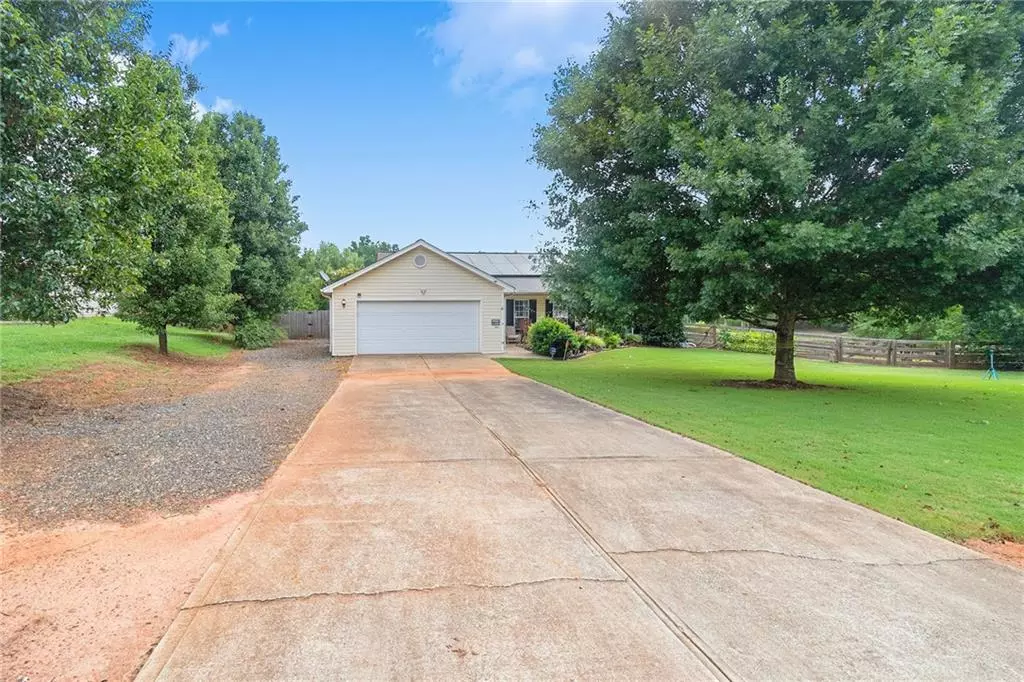 Winder, GA 30680,984 VERA CT