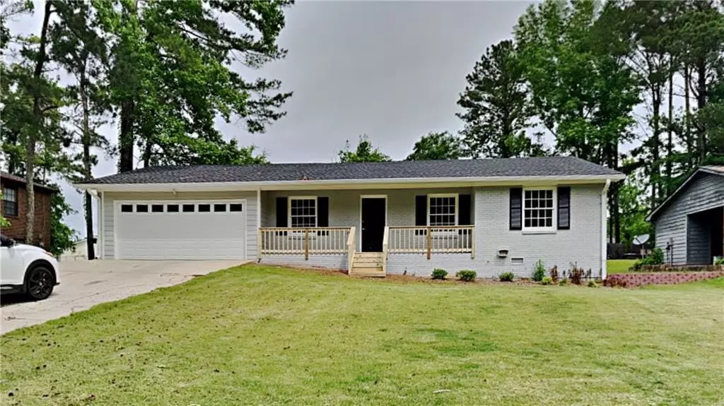 6 Laurel DR, Newnan, GA 30265