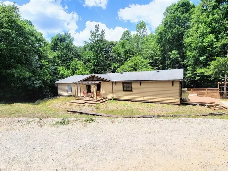 577 TANNERS LN, Bethlehem, GA 30620