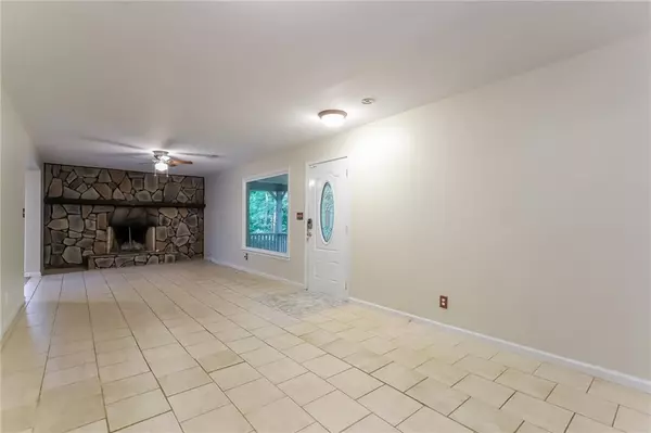 Cumming, GA 30041,5175 Chris RD