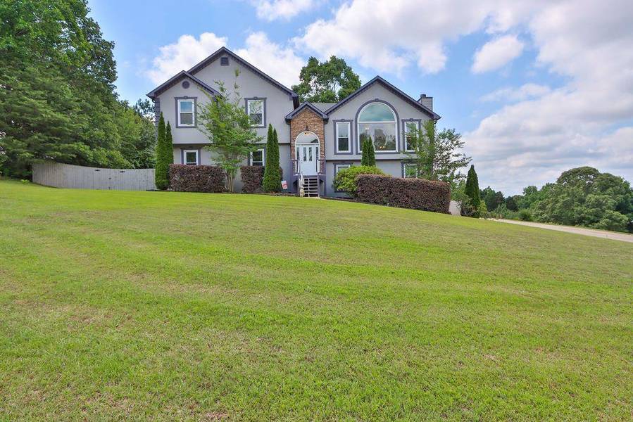 606 COOLSPRINGS LN, Woodstock, GA 30188