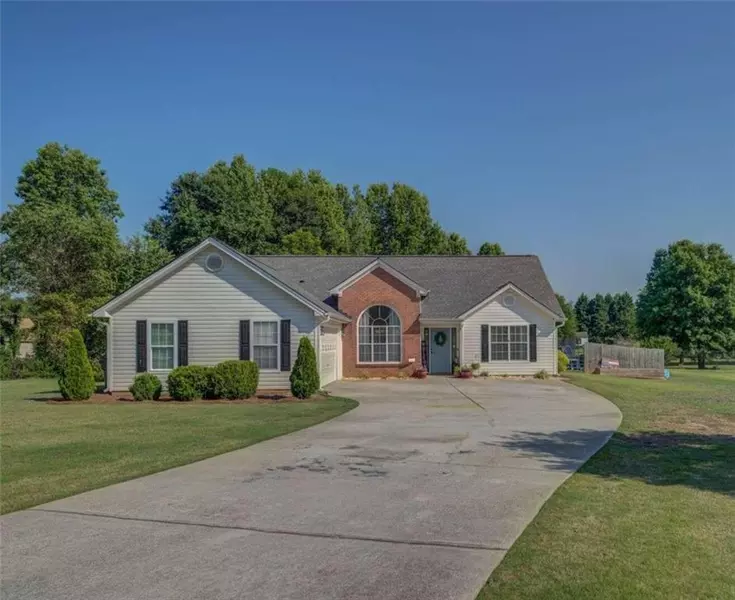 1005 Crystal Brook Way, Monroe, GA 30655