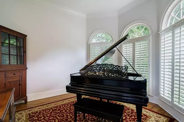 Canton, GA 30115,177 Grandmar Chase