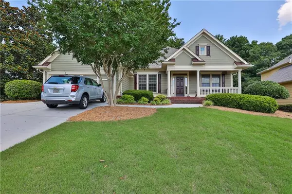 Flowery Branch, GA 30542,7372 Bird Song PL