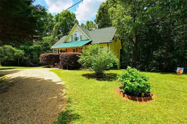 Ellijay, GA 30540,279 Gartrell ST