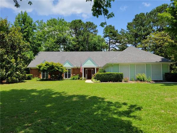 175 Saddle Lake DR, Roswell, GA 30076