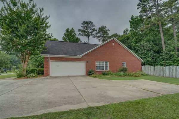 Oxford, GA 30054,95 Blue Grass CT