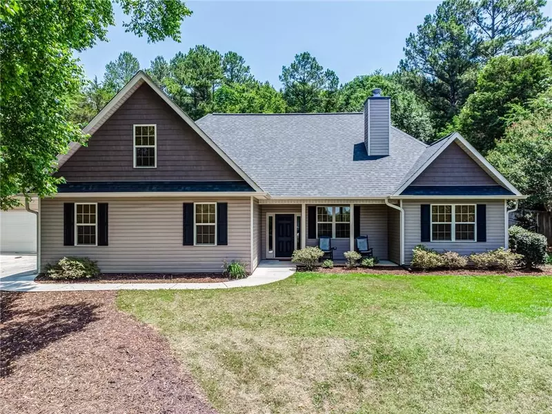 407 Cross Tie CT, Adairsville, GA 30103