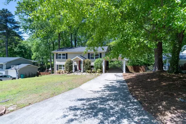 Smyrna, GA 30082,4106 Antler TRL SE