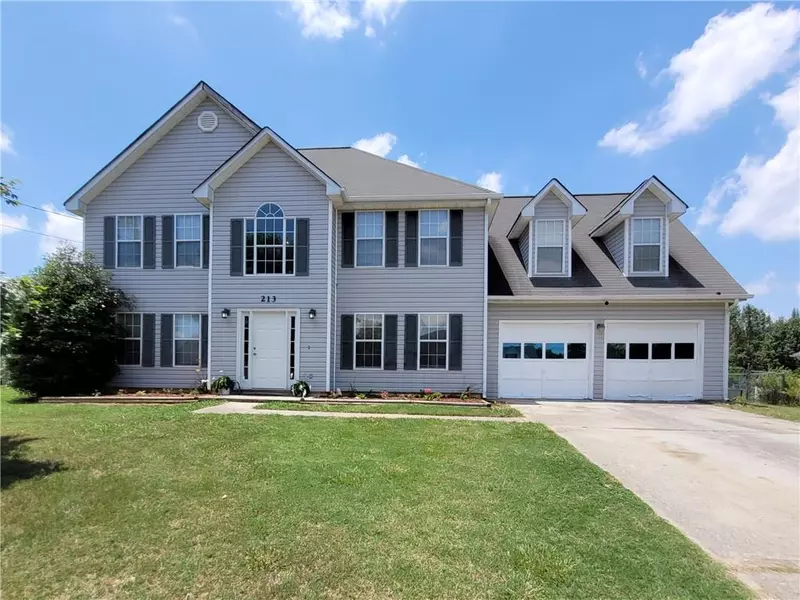 213 Fox RUN, Loganville, GA 30052