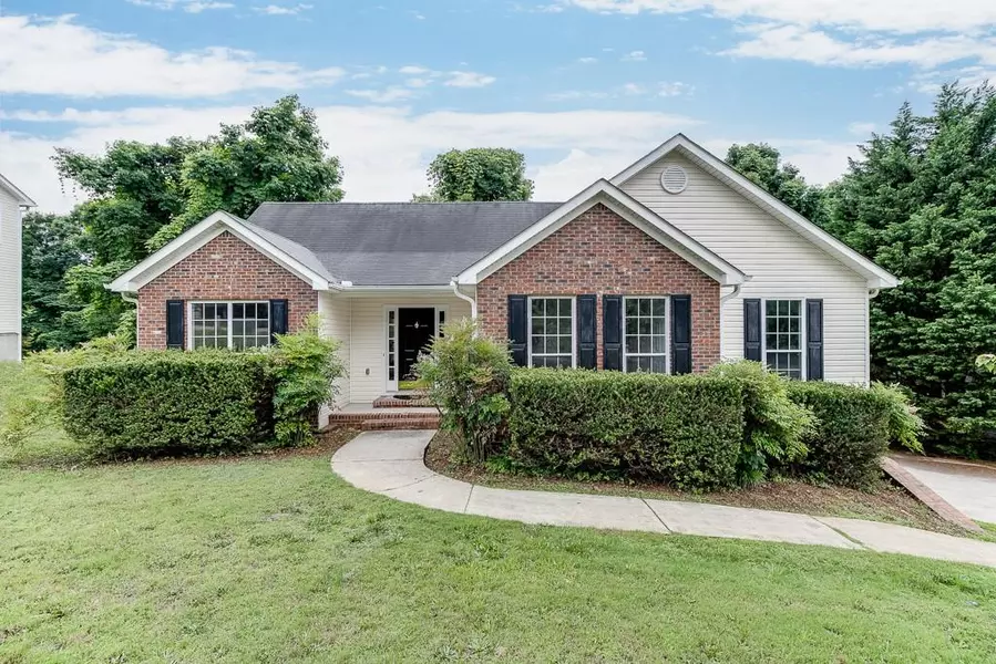 5529 Rolling Mist CT, Flowery Branch, GA 30542