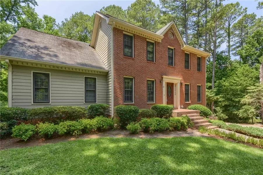 301 Old Mill CV, Woodstock, GA 30188