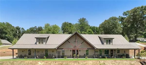 3305 Hilltop CIR, Gainesville, GA 30506