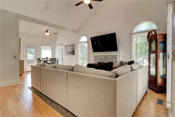 Canton, GA 30115,115 Kimberly RD