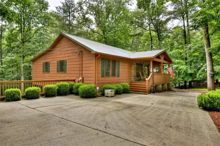 16 Glen Hollow CT, Ellijay, GA 30540