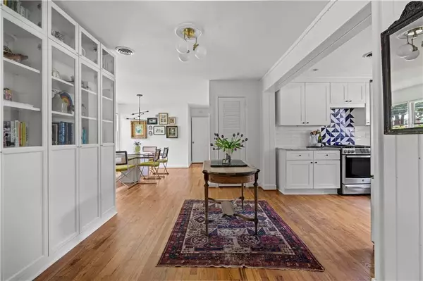 Decatur, GA 30033,2215 Desmond DR