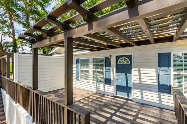 Flowery Branch, GA 30542,6140 Jones Rd