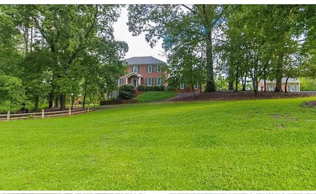 4425 Aaronmoor LN, Cumming, GA 30040