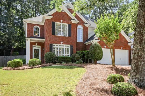 8025 Sandorn DR, Roswell, GA 30075