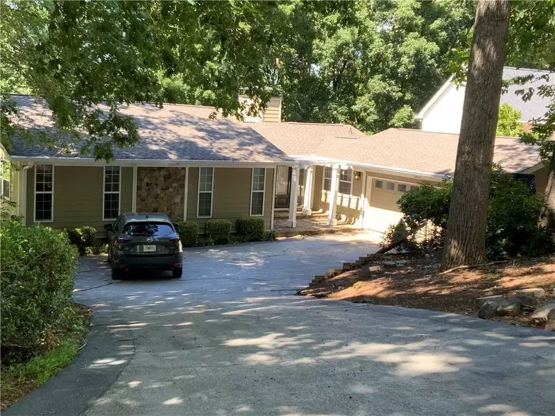 3461 Point View CIR, Gainesville, GA 30506