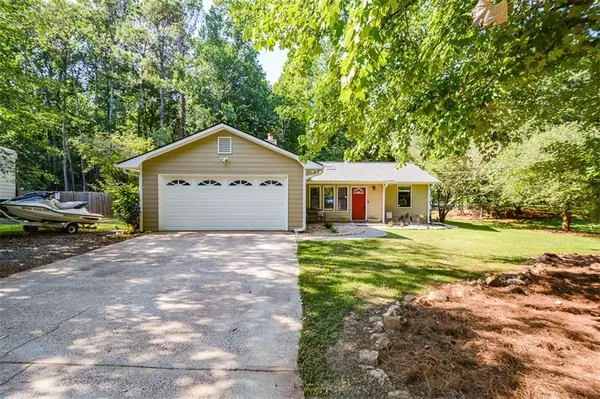 Acworth, GA 30102,3592 Pine Branches CT