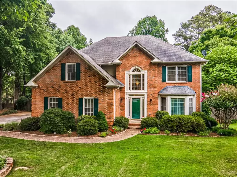 11215 Surrey Park TRL, Johns Creek, GA 30097