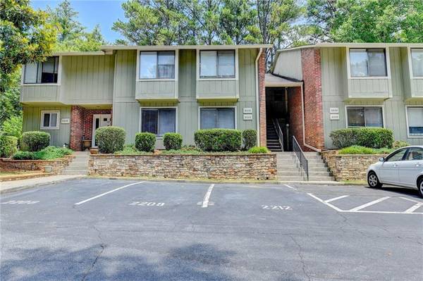 2212 Runnymead RDG SE, Marietta, GA 30067