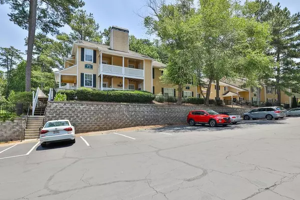 4001 Riverlook Pkwy SE #201, Marietta, GA 30067