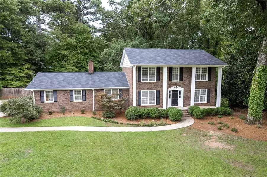 495 Sandstone DR, Athens, GA 30605