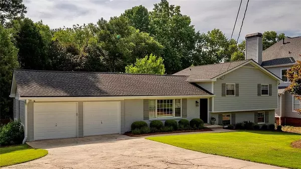 Dunwoody, GA 30360,5017 Happy Hollow Road