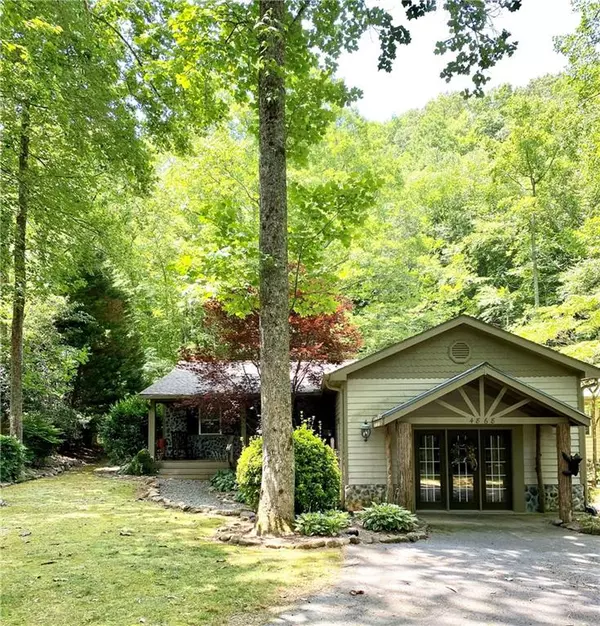 4868 Swallows Creek RD, Hiawassee, GA 30546