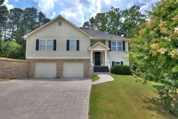 137 Birchwood Farms LN, Dallas, GA 30132