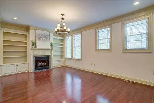 Johns Creek, GA 30097,855 Millwork CIR