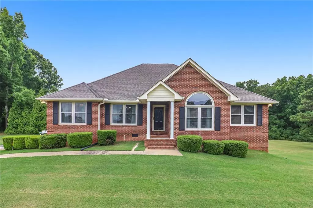 Hampton, GA 30228,132 Lake Hampton DR