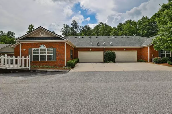 Cumming, GA 30040,497 SAWNEE CORNERS DR