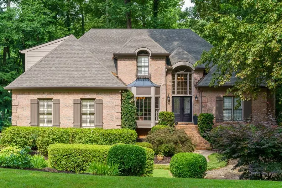 135 Hedge Lawn TRL, Alpharetta, GA 30004