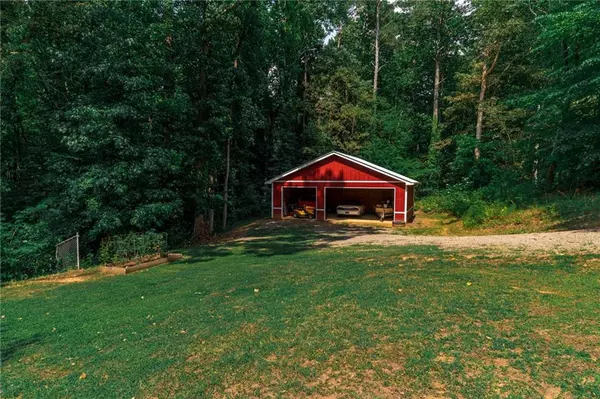 Canton, GA 30115,265 Twin Lakes DR