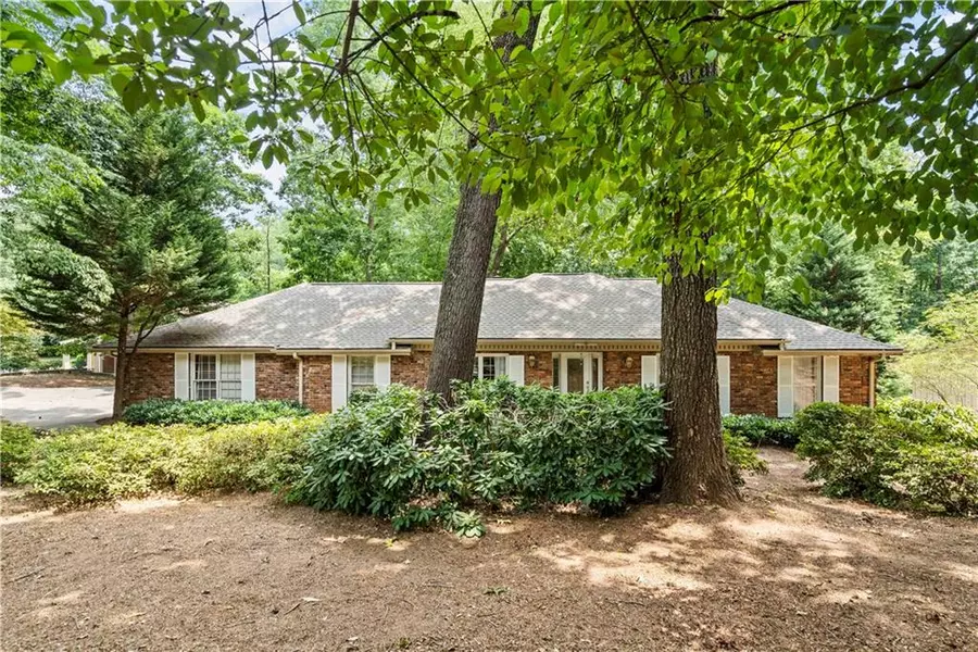 7105 Duncourtney DR, Sandy Springs, GA 30328