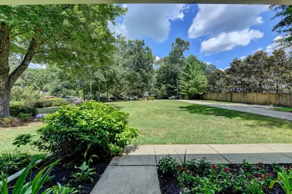 Alpharetta, GA 30009,290 Dania DR