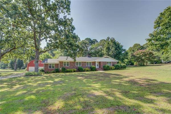 131 Nelson ST, Newborn, GA 30056