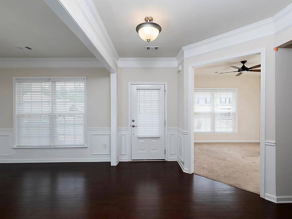Woodstock, GA 30188,700 Woodbridge DR