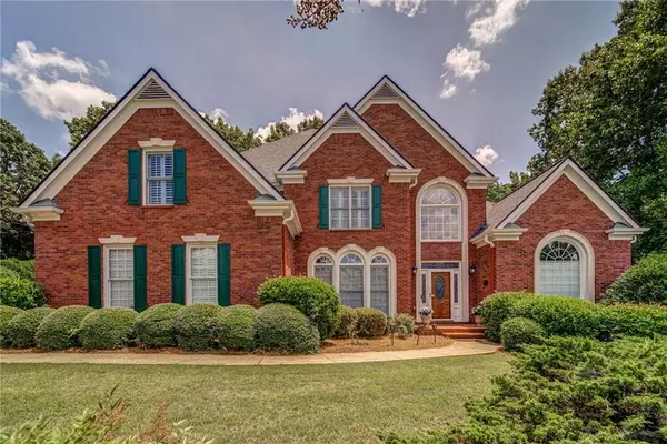 5015 Towne Lake HLS N, Woodstock, GA 30189