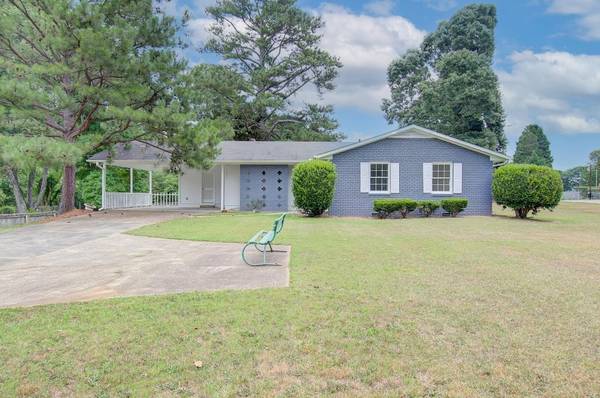 3971 S Hurt RD, Smyrna, GA 30082