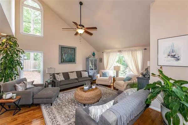 Johns Creek, GA 30022,4985 Cameron Forest Pkwy