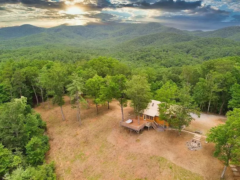 772 Harpers Creek RD, Ellijay, GA 30540