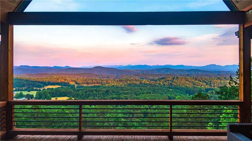 Mineral Bluff, GA 30559,852 Tower RD