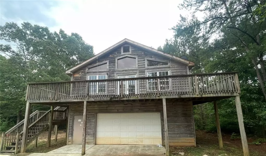 127 Brushy Creek LN, Jackson, GA 30233