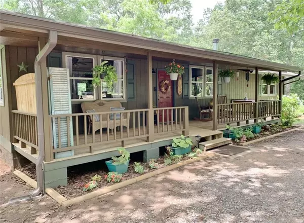 Dahlonega, GA 30533,126 Oakwood DR