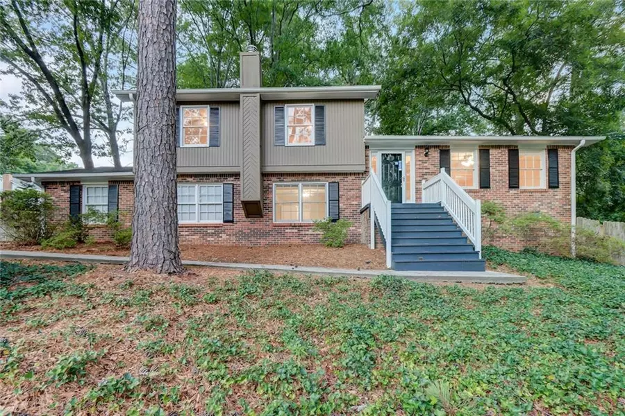 2772 Magnolia Cara DR, Grayson, GA 30017