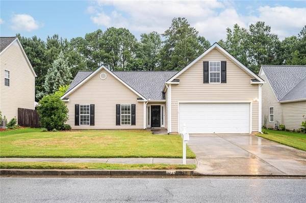 321 Shadowbrooke DR, Loganville, GA 30052